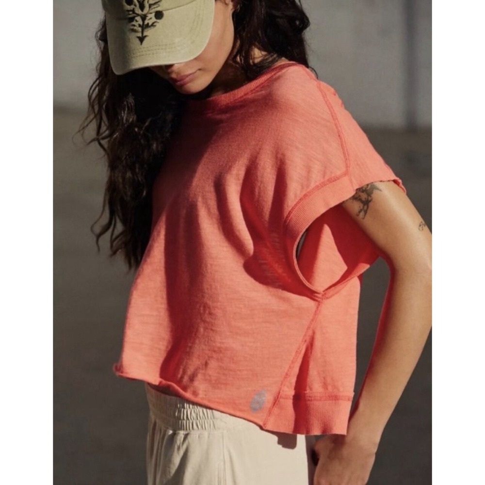 New Free People Movement  My Time Tee Workout Shirt S/Small Electric Orange Neon